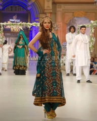  RAMP CAT-WALK MODEL WITH VINTAGE GREEN COLOUR DRESS SUIT
